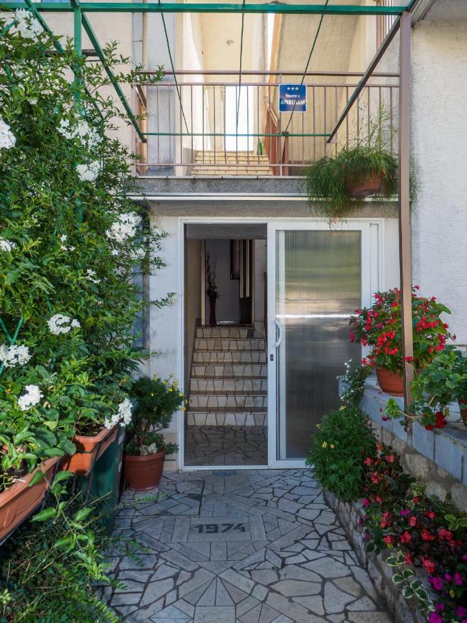Seaview Apartment With Balcony And Terrace Barac Crikvenica Exterior foto